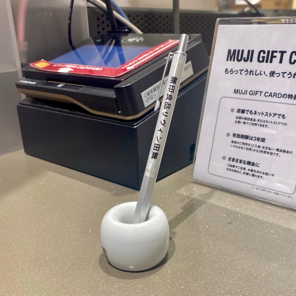 リヴィン田無】優しい色でお揃い。おしゃれで実用的、磁器歯ブラシ